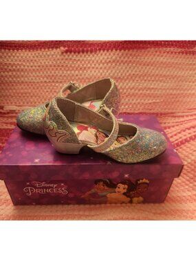 Disney Princess Toddler Dress Shoes Size 6 NWT